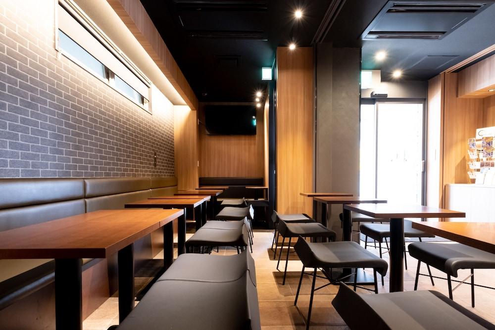 Nipponbashi Crystal 4* 大阪