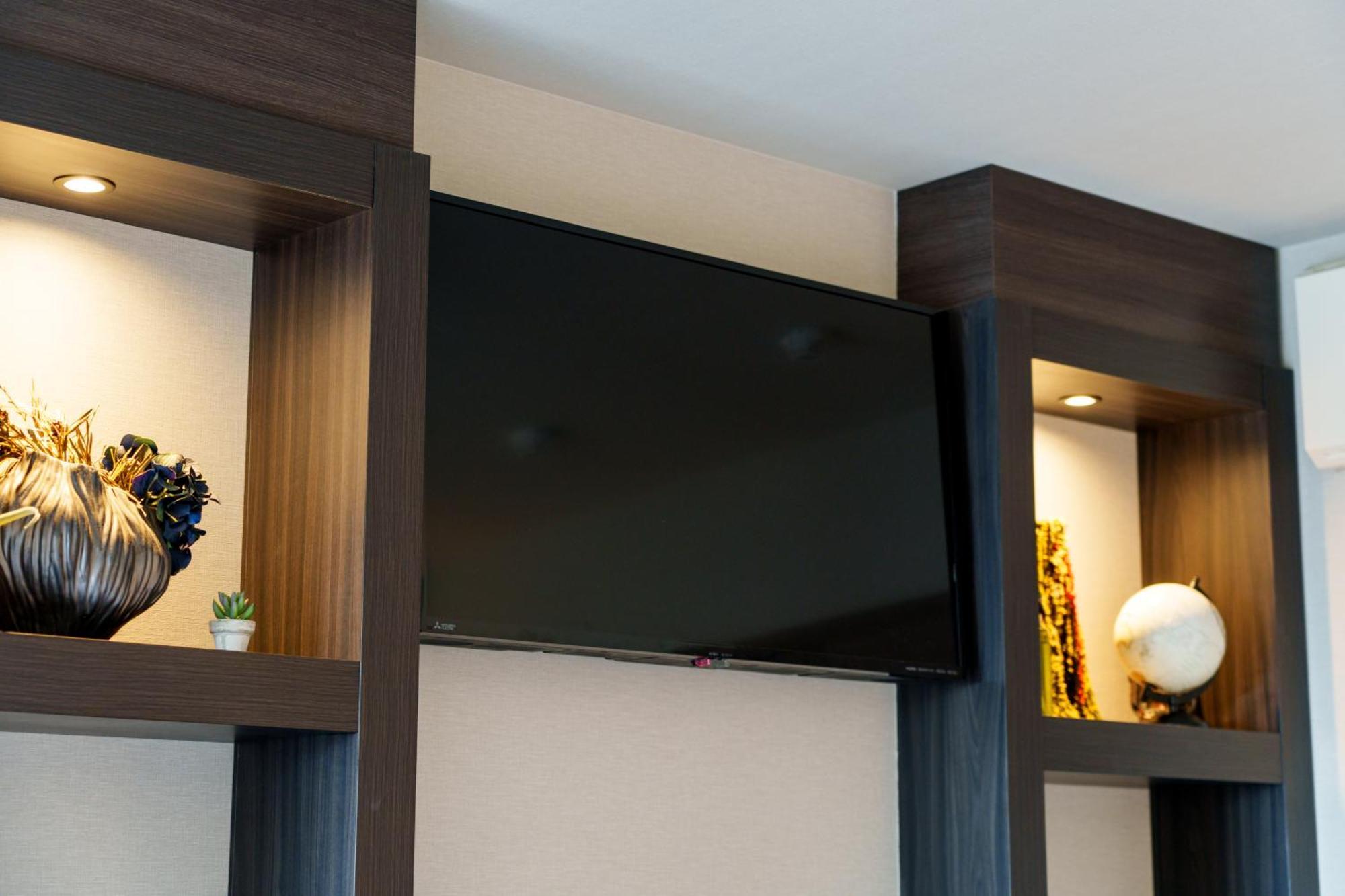 Nipponbashi Crystal Hotel